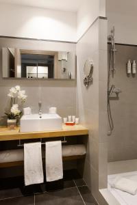 Hotels Le Pinarello : photos des chambres
