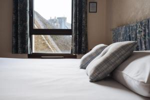 Hotels La Chaumiere Roz-Aven : photos des chambres