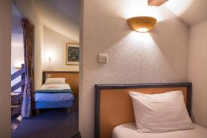 Hotels Hotel Les Mesanges : photos des chambres