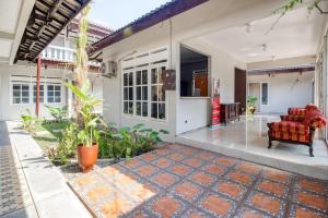 RedDoorz near Malioboro Tugu Station Jogja 2