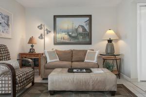 Gulf Shores Surf & Racquet Club 516A