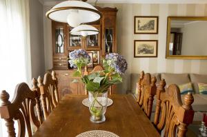 Sea & Wave Palencia Superior Pool Apartment