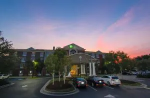 Holiday Inn Express Hotel & Suites Charleston - North by IHG
