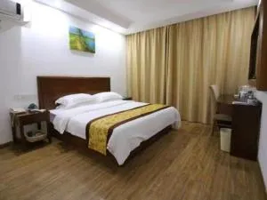 GreenTree Inn Jiangsu Changshu City Longying Square Express Hotel - Changshu
