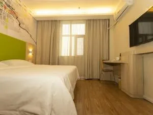 Vatica Bozhou City Railway Station Hotel - Luyi