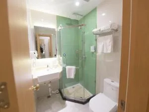 格林豪泰郑州方特绿博园商都路智选酒店 - 郑州新郑国际机场