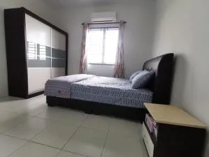 Lake Residence 167 aesthetic lakeview best photograph - Kampong Tanah Liat