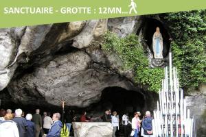 Appartements Le Montferrat - 65m2 - 2 chambres - Rue de la Grotte - Hyper Centre : photos des chambres