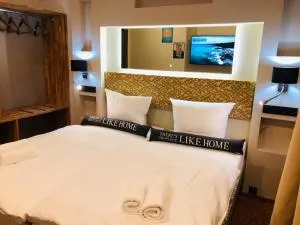 Elbgalerie Hotel - Adendorf