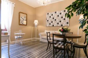 BluLassù City Center Rooms img13