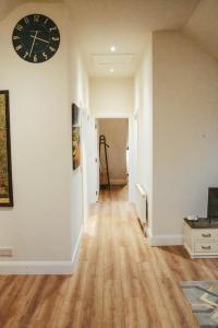 Garrykennedy Harbour View Apartment