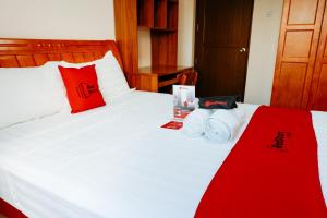 RedDoorz Plus near Camella La Brisa Lapulapu