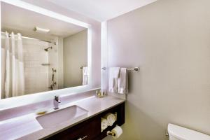 Standard Room room in Holiday Inn Miami West - Airport Area an IHG Hotel