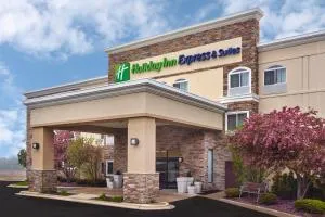 Holiday Inn Express & Suites Chicago-Libertyville by IHG - Wauconda