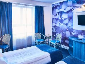 Standard Twin Room room in Continental Forum Tirgu Mures