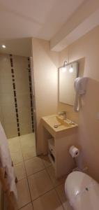 Hotels Hotel Cote d'Argent : photos des chambres