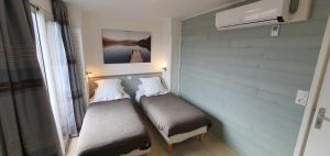 Hotels Hotel Cote d'Argent : photos des chambres