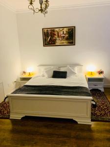 A&C Hotel Rooms - Up in the Sky