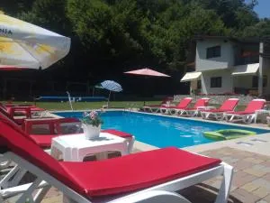 Casuta Didi - 布雷佐伊