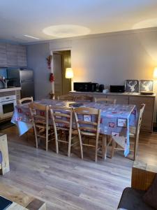 Appartement 85m2, 10 Pers- 4 Chambres, face au Club Piou-Piou