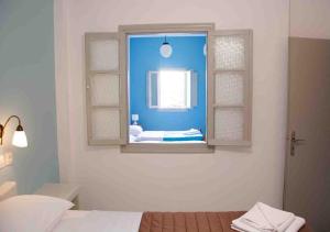 Sail Inn Studios & Apartments Santorini Greece