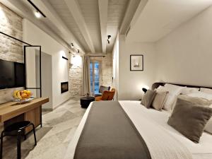 Superior King Double room with Balcony room in Zuviteo Residence