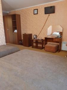 Family Room (2 Adults + 1 Child) room in Stara Vezha Hotel