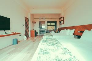 Phòng Bốn Người Hướng Biển (Sea View Quadruple Room)