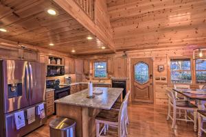 Luxe Nottely Lake Retreat with Deck and Fire Pit