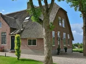 Magnificent farmhouse in Central Holland 4A & 2C - Gellicum