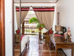 Riverside Boutique Resort, Vang Vieng