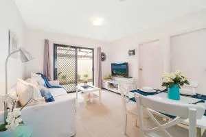 3 Bedrooms Holiday Home Near Sydney Airport - Como