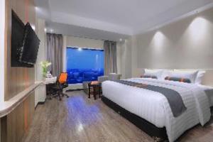 Harper Wahid Hasyim Medan by ASTON