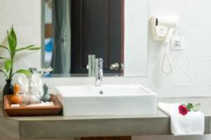 Vihara The City of Temples