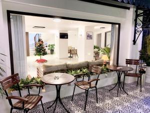 Hana Stay Trần Quốc Hoàn