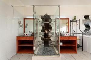 Glacis Heights Villa