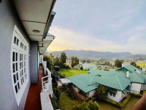 New Royal Mount Hotel
