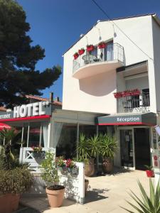 Hotels Hotel Le Mediterranee : photos des chambres