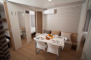 Mediteran Travel Mobile Homes in Camping Terme Čatež 