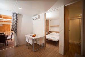 Mediteran Travel Mobile Homes in Camping Terme Čatež