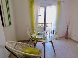 Golden View Holiday Home