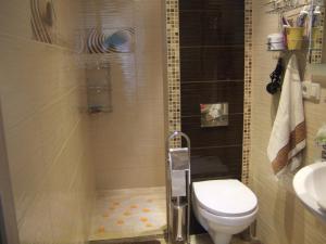 Dom nad Bobrem Agatowe Kamyki