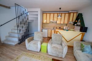 Duplex Apartment with Sea View room in Mets Boutique Hotel