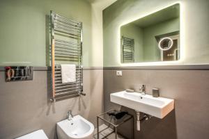 Trevi Fountain Superior 3 bdr apartment