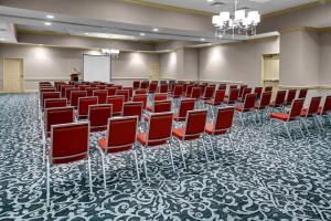 Holiday Inn Savannah Historic District by IHG