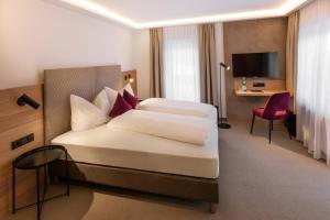 Deluxe Double Room with Balcony room in Hotel Hennersberg