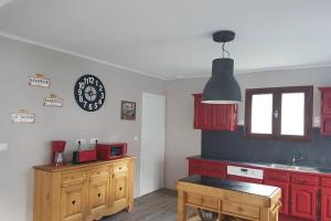 Maisons de vacances LE GITE DES 3 VALLEES : Maison 7 Chambres