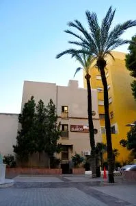 Hostal El Jardín - Benidorm