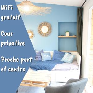 Maisons de vacances Superbe Maison 4 personnes entre le port et le centre, COUR PRIVATIVE, WiFi & Netflix gratuits : photos des chambres