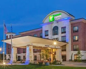 Holiday Inn Express Hotel and Suites Duncan by IHG - Loco